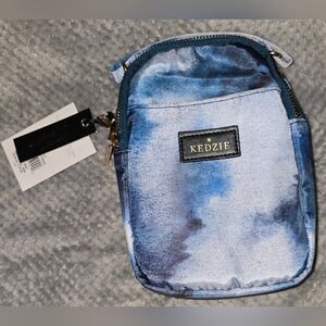 (E) Kedzie Crosstown Crossbody Bag